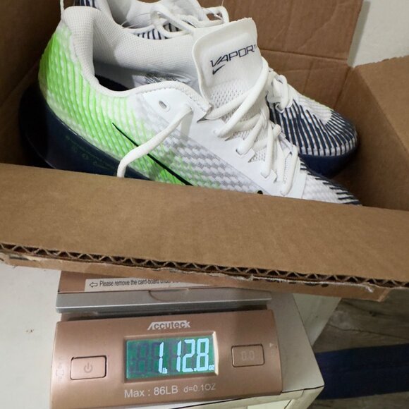 Nike court Air Zoom Vapor 11 sneakers Shoes tennis White/Green Size 6 Men no box - Picture 13 of 13